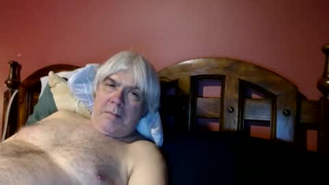 Snapshot of dug38 chatting on January 2025 02:14:01 AM Doug online show from January 2025 02:14:01 AM
