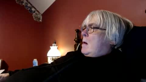 Snapshot of dug38 chatting on January 2025 06:10:01 PM Doug online show from January 2025 06:10:01 PM