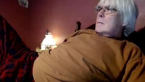 Snapshot of dug38 chatting on February 2025 02:47:01 AM Doug online show from February 2025 02:47:01 AM