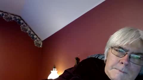 Snapshot of dug38 chatting on February 2025 09:38:02 PM Doug online show from February 2025 09:38:02 PM