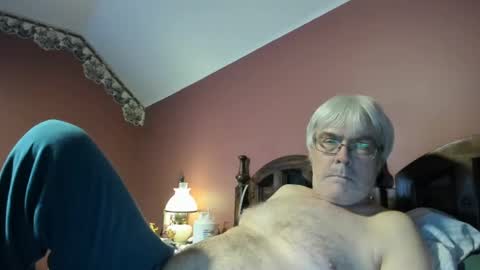 Snapshot of dug38 chatting on September 2025 01:16:02 AM Doug online show from September 2025 01:16:02 AM