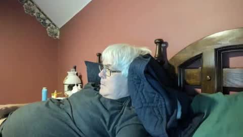 Snapshot of dug38 chatting on September 2025 02:35:02 AM Doug online show from September 2025 02:35:02 AM