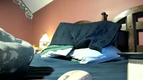 Doug online show from November 2025 01:49:02 AM