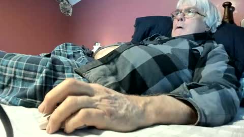 Snapshot of dug38 chatting on May 2026 02:24:02 PM Doug online show from May 2026 02:24:02 PM