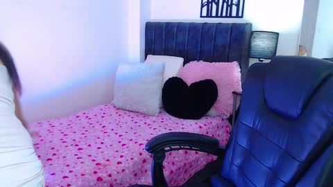 Charlotte online show from February 2025 05:20:01 AM