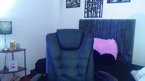 Charlotte online show from March 2025 09:51:01 AM