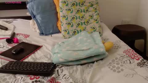 dulce1791 online show from December 2024 04:25:01 PM