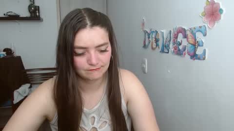 Dulce online show from September 2025 07:03:01 PM