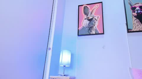 dulce__fiore07 online show from April 2026 12:35:02 PM