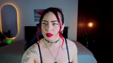 Snapshot of dulce_charlottee chatting on May 2026 07:30:02 PM DULCE online show from May 2026 07:30:02 PM