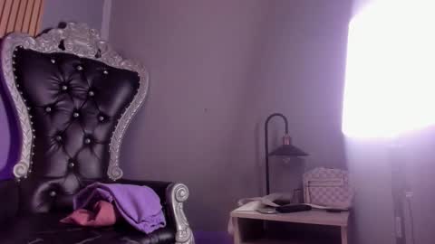 Snapshot of dulce_daniela_ chatting on September 2025 12:05:02 PM Daniela online show from September 2025 12:05:02 PM