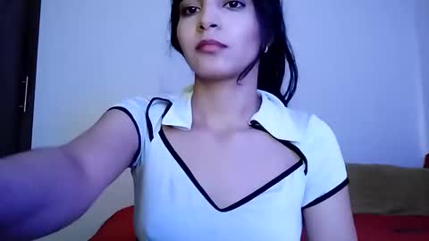 dulce_lucero online show from January 2025 09:25:01 PM