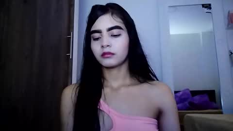 dulce_lucero online show from January 2025 04:32:02 PM