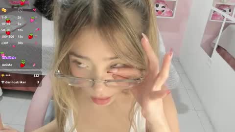 Snapshot of dulce_powl chatting on October 2025 03:40:01 PM Dulce online show from October 2025 03:40:01 PM