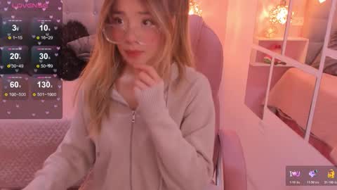 Snapshot of dulce_powl chatting on November 2025 07:37:01 PM Dulce online show from November 2025 07:37:01 PM