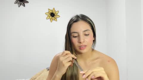 Dulce  online show from January 2025 05:25:02 AM