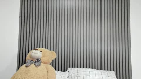 Dulce  online show from March 2025 02:37:01 PM