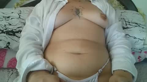 dulce_xiara online show from April 2026 08:25:02 PM