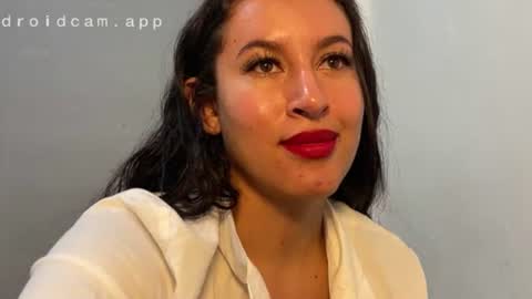 dulceizzy online show from April 2026 12:19:01 AM