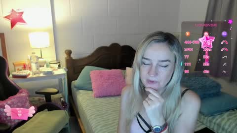 Sweetnina online show from February 2025 08:41:01 PM