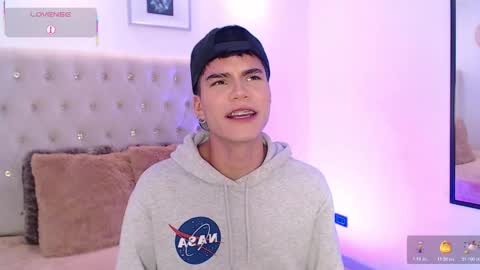 Dulcey online show from November 2025 04:23:02 AM