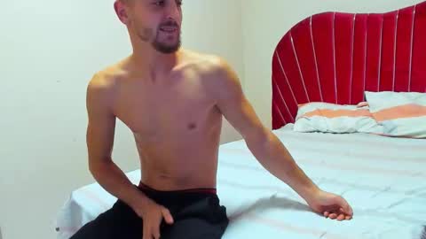 AVA  MARK online show from November 2025 08:30:01 PM