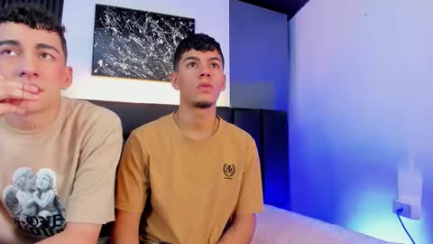 Thomas and Noah online show from November 2025 08:24:02 PM