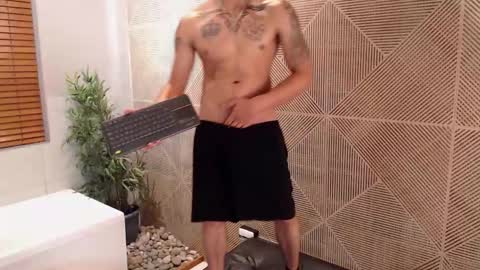 Dustin Sonne online show from January 2025 06:24:01 AM