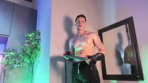 Dustin Sonne online show from April 2026 05:00:02 AM