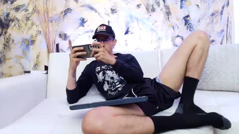 Dustin Dollin online show from January 2025 01:59:01 AM