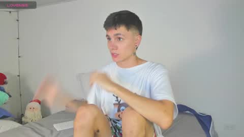 Snapshot of dustinlevine chatting on January 2025 04:33:02 AM Dustin Levy online show from January 2025 04:33:02 AM