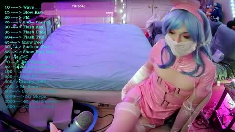 DvaDaisy online show from February 2025 10:43:02 PM