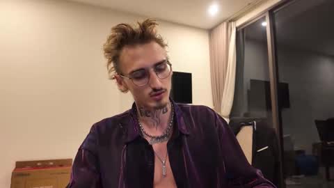 lokisweet online show from January 2026 07:41:01 PM