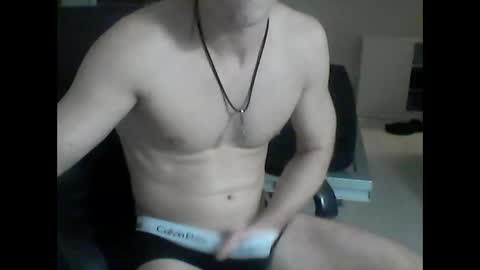 dwayny1919 online show from February 2025 06:57:02 PM
