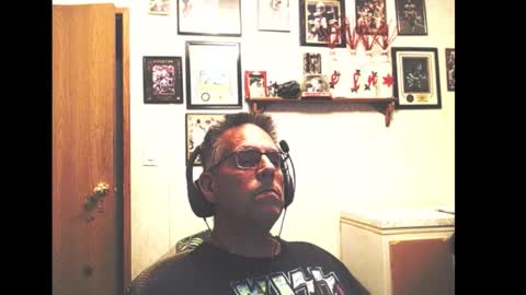 Snapshot of dwinmontana chatting on October 2025 04:57:01 AM dwinmontana online show from October 2025 04:57:01 AM