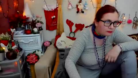 Dyanne online show from December 2024 10:23:02 PM