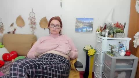 Dyanne online show from February 2025 02:06:02 PM