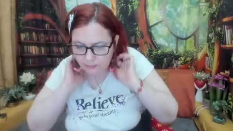 Snapshot of dyannelovee chatting on July 2026 10:01:01 PM Dyanne online show from July 2026 10:01:01 PM