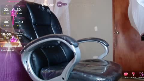 Snapshot of dyla_n18_ chatting on March 2025 12:10:02 AM dyla_n18_ online show from March 2025 12:10:02 AM