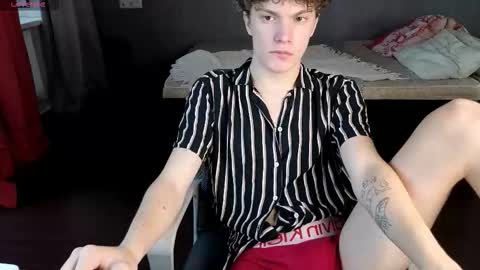 Snapshot of dylan__wilson chatting on September 2025 04:06:02 PM Dylan online show from September 2025 04:06:02 PM