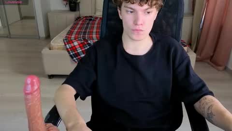 Snapshot of dylan__wilson chatting on September 2025 10:37:01 AM Dylan online show from September 2025 10:37:01 AM