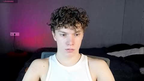 Snapshot of dylan__wilson chatting on September 2025 10:28:02 AM Dylan online show from September 2025 10:28:02 AM