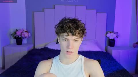 Snapshot of dylan__wilson chatting on September 2025 03:58:02 PM Dylan online show from September 2025 03:58:02 PM