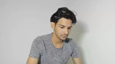 Dylan online show from September 2025 05:45:02 PM