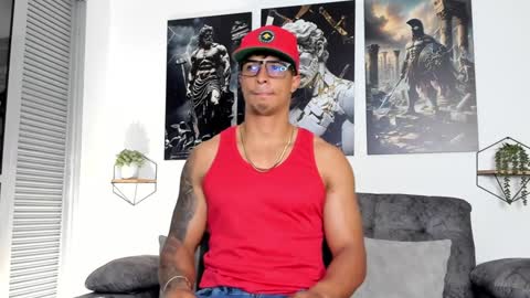 Snapshot of dylanrivera_ chatting on February 2025 12:29:01 AM Dylan Rivera online show from February 2025 12:29:01 AM