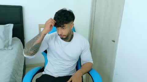 Snapshot of dylanrivera_ chatting on July 2026 12:14:02 AM Dylan Rivera online show from July 2026 12:14:02 AM