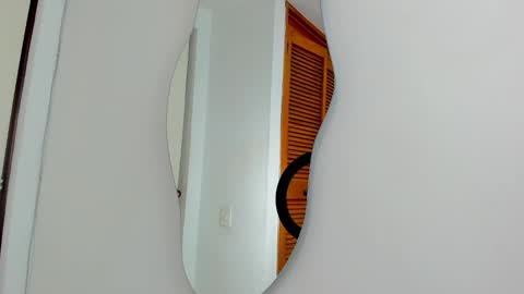 D Y L A N online show from September 2025 12:22:02 AM