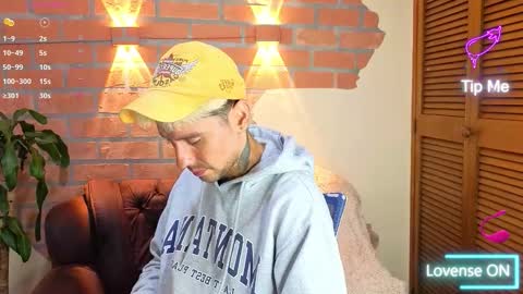 D Y L A N online show from October 2025 09:04:01 PM