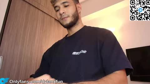 dylanxfun online show from September 2025 07:47:01 PM