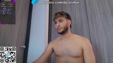 dylanxfun online show from November 2025 09:48:02 PM